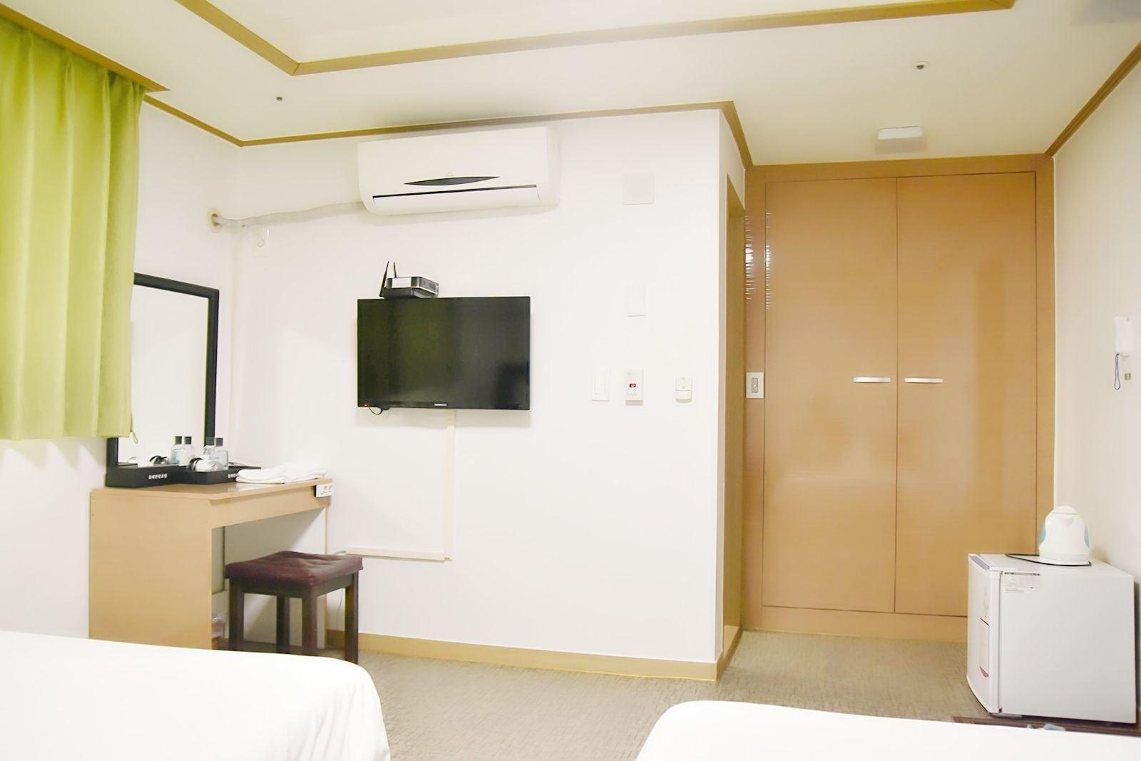 Olle Tourist Hotel Jeju Exteriör bild